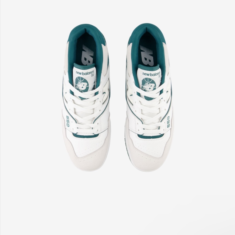 New Balance BB550 
Beige/White/Teal